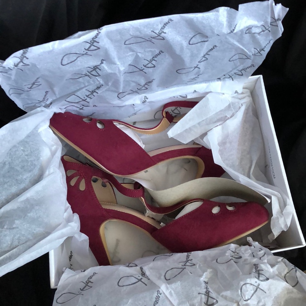 J. Adams Vintage Style Burgundy Heels - Picture 10 of 12